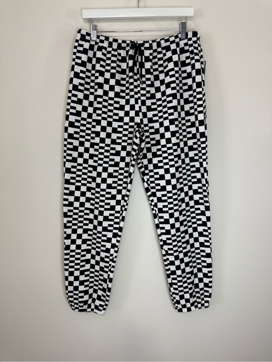 Volcom Pants - Volcom NWT Black & White Checkerboard Jogger Pants In size medium